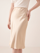 Silk&Sibél Knee-Length Silk Skirt in Champagne, 100% mulberry silk, close-up detail